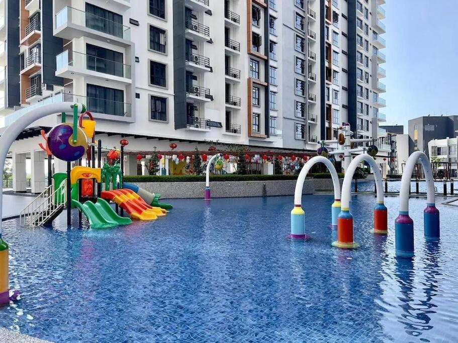 5 Minutes From Airport K Avenue View Kota Kinabalu