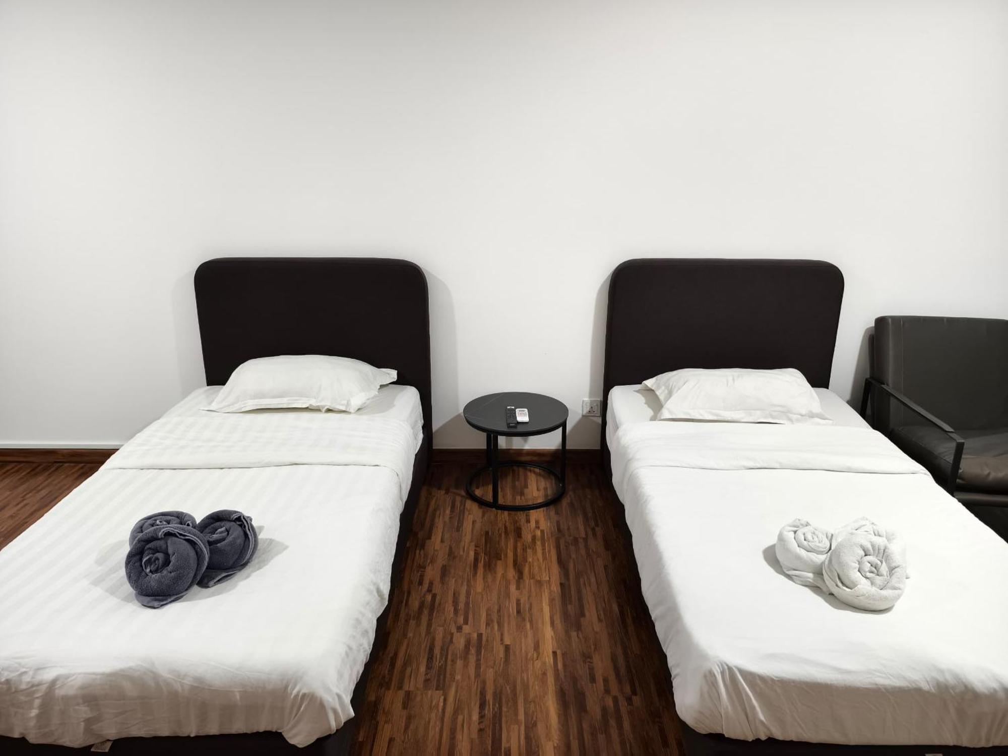 5 Minutes From Airport K Avenue View Apartment *